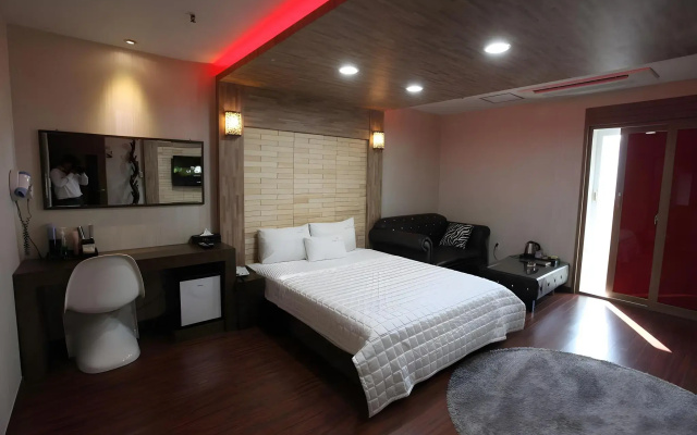 CNN Hotel