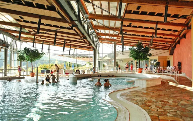 Shared Pool and Sauna, Mistelgau-obernsees