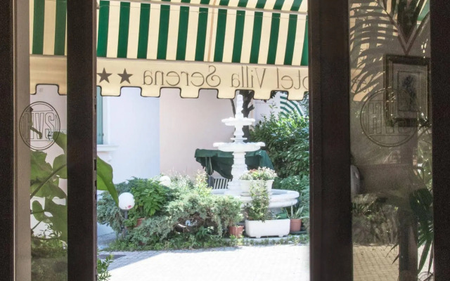Hotel Villa Serena