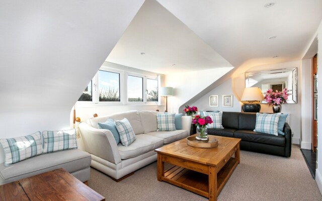 The Sky Penthouse