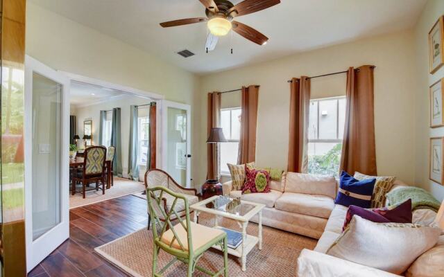 Grandview Heights Vacation Homes – Pink House