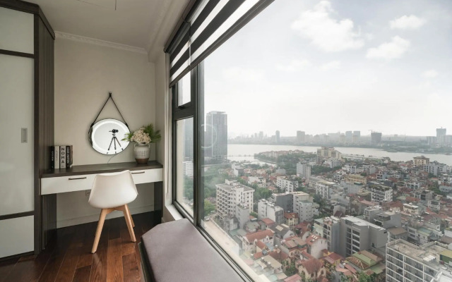 Troy House - D'Leroi Soleil - 59 Xuan Dieu