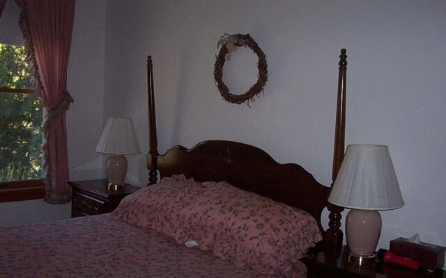 Chesapeake Inn of Lenox