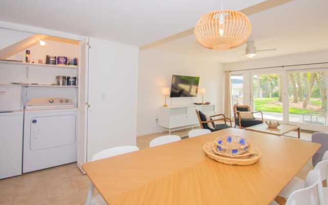 332 Captain John Fripp Villa