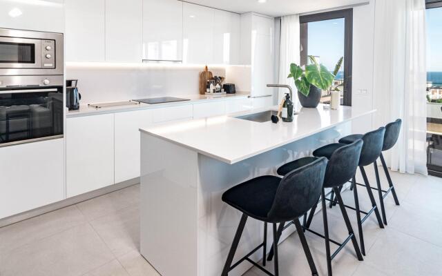 LME144A Spacious & luxury family home