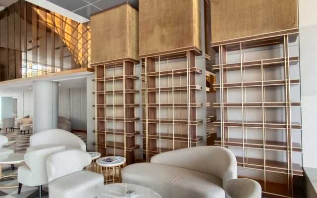 Arshika Bali Sunset Road