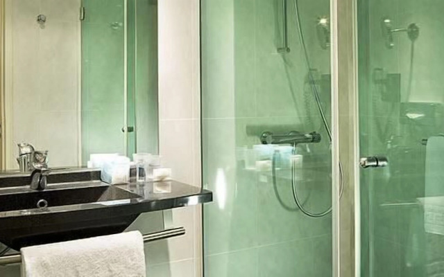 Oceania Brest Centre