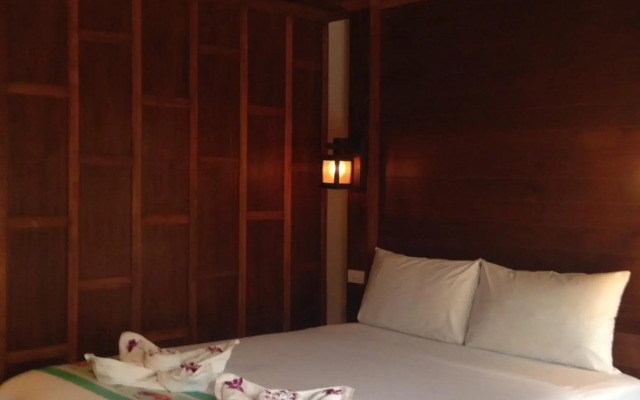 Baan Pakgasri Hideaway