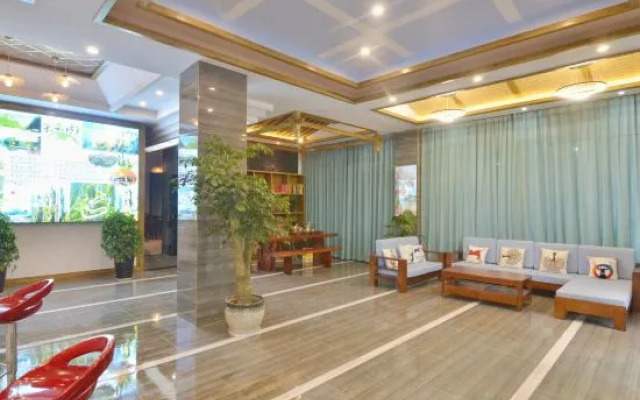 Ruiyuan Hotel (Zhangjiajie West High-speed Railway Station)