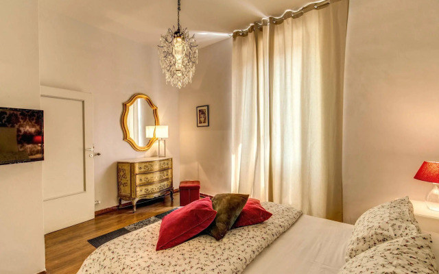 Spagna Glamour Life Penthouse