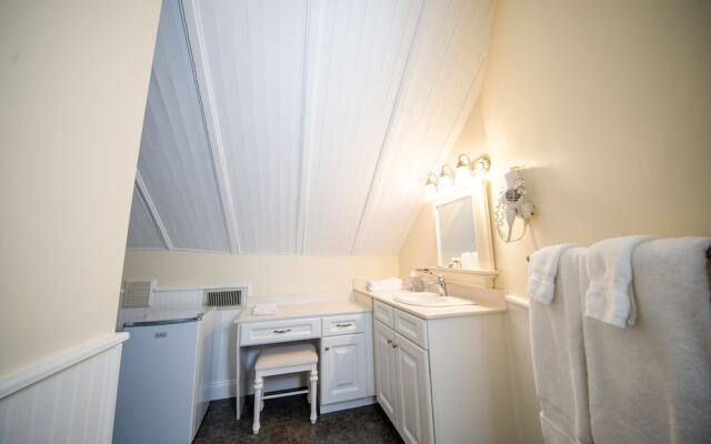 The Edenton Collection-The Granville Queen Inn