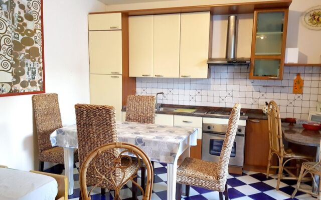 Apartment With 2 Bedrooms in Salto di Fondi, With Wonderful Mountain V