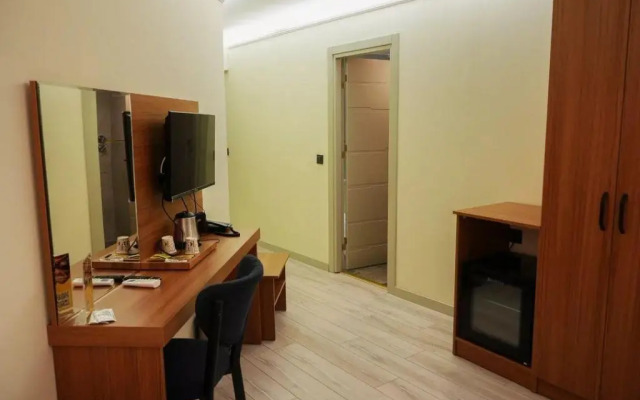 Mse Golden Lux Hotel