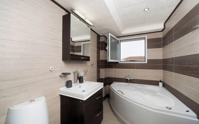 Terminal Square Suites
