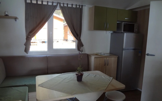 Victoria Mobilehome Camping Dole