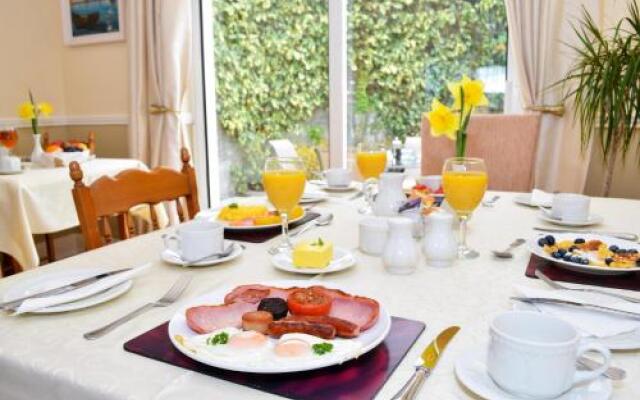 Salthill B&B Ocean Villa