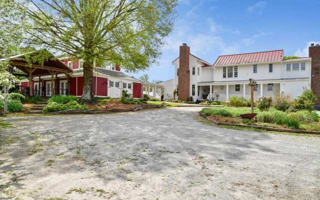 The Farmhouse Inn