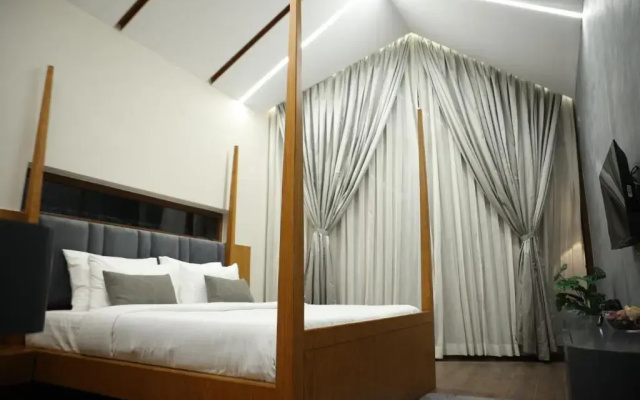 Hills and Hearts Luxury Villa