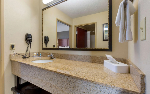 Comfort Inn & Suites Cambridge