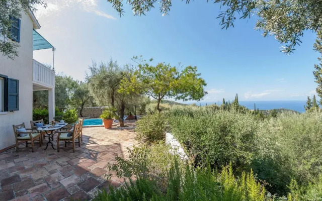 Villa Mimosa - Agios Nikitas Villas