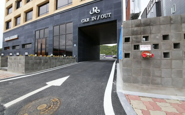 Sacheon Rubens Hotel