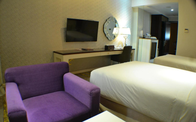 Sutan Raja Hotel And Convention Centre