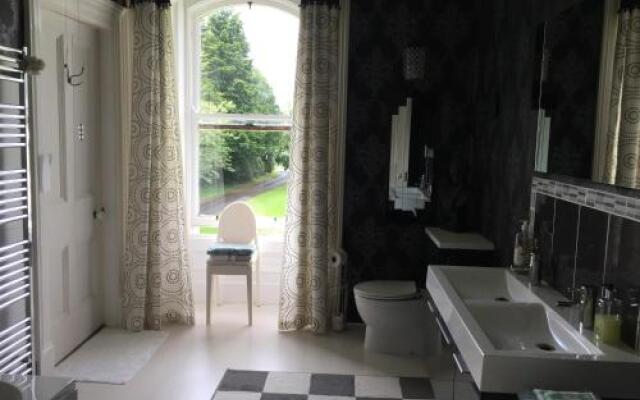 Gardenvale Manor House B&B