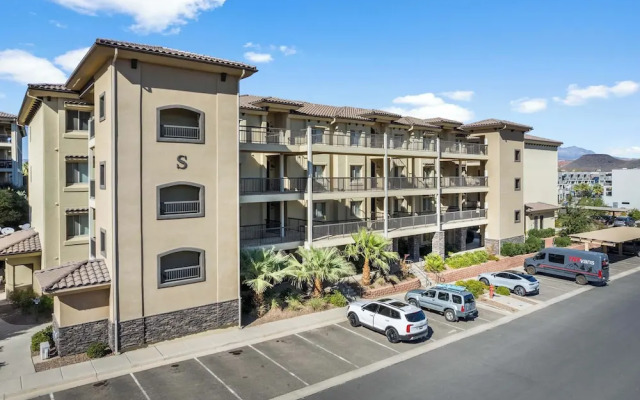 Walking on Sunshine Ground Level