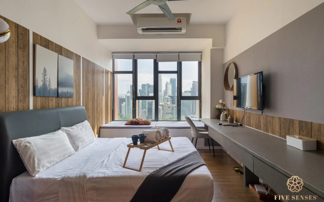 Ceylonz Suite by Five Senses