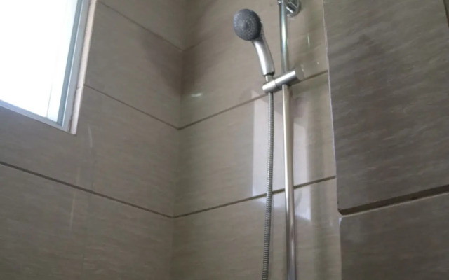 Avenue Suites Hotel