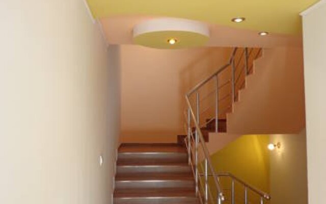 Tania Guest House
