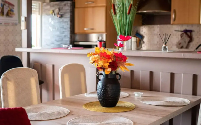 Luxury Seget Donji Apartments With Terrace and Sea View