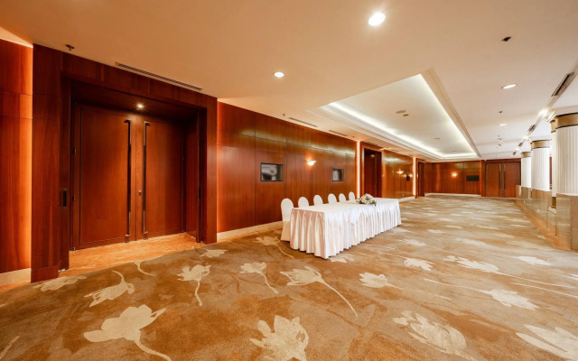 Lotte Hotel Saigon