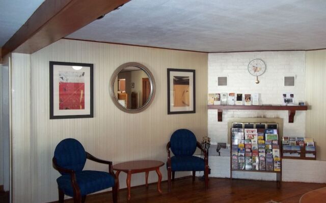 Weathervane Motel