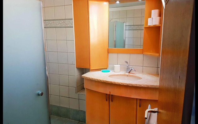 Emanuel Eilat Tourism