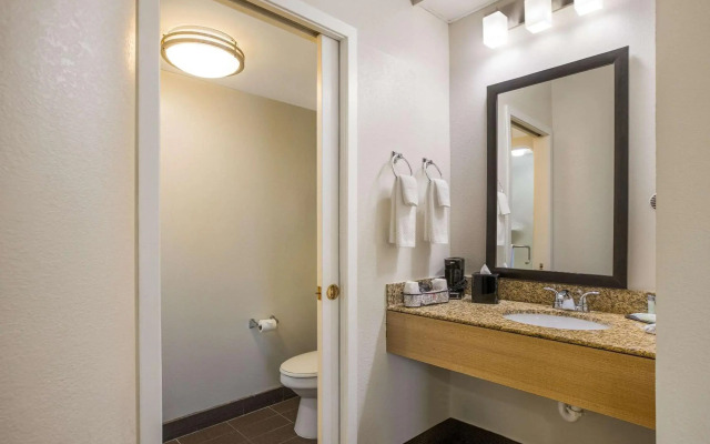Clarion Pointe Sevierville-Pigeon Forge