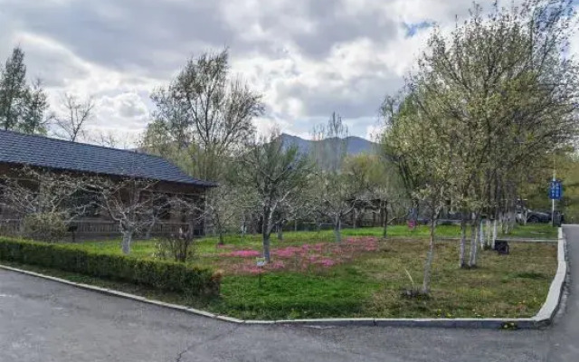 Bianshihada Ecological Farm