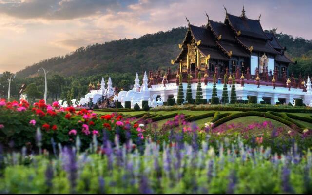 Vdara Pool Resort and Spa