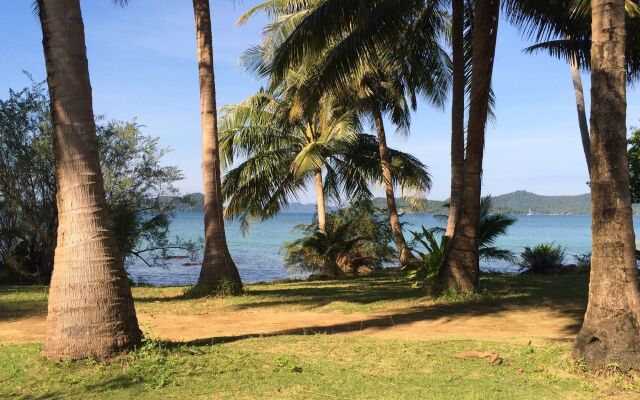 Koh Mak Ao Kao White Sand Beach