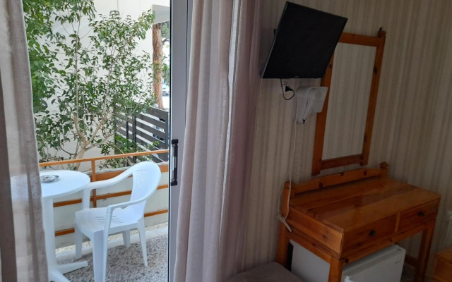 Phaethon Hotel
