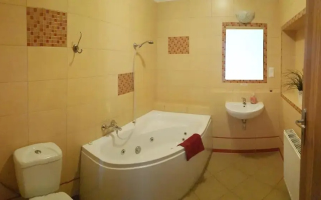 Hotelik Kameleon Pokoje Gościnne