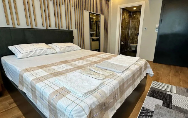 Pera Port Lounge Hotel