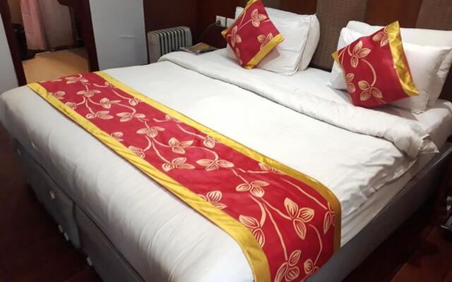 Hotel Aerocity Golden