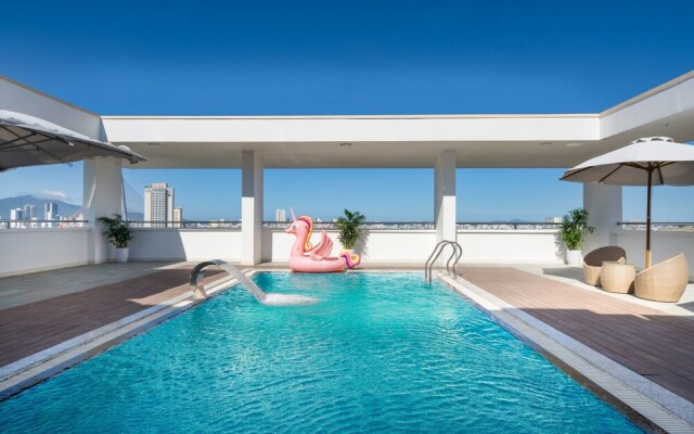 Lamanga Hotel & Suite Da Nang