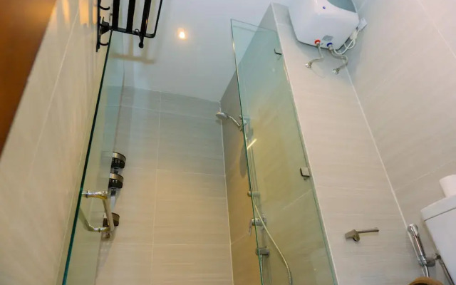 Full Furnished With Modern Design 1Br At West Vista Apartment