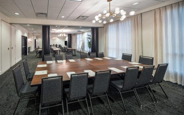 Residence Inn by Marriott Calgary South