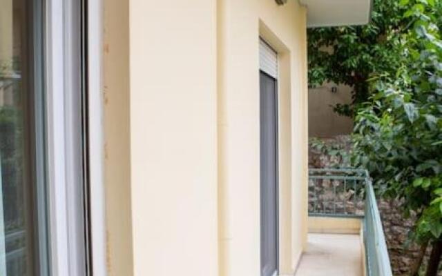 Sunny apartment-Διαμέρισμα45m2 στην πλατεία πάργης