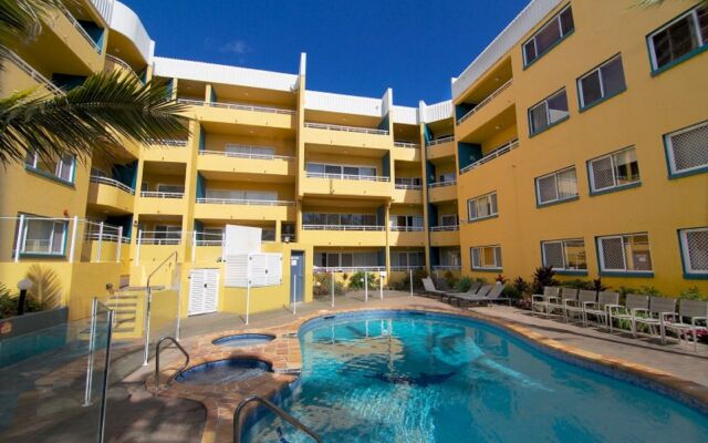 Palm Beach Holiday Resort