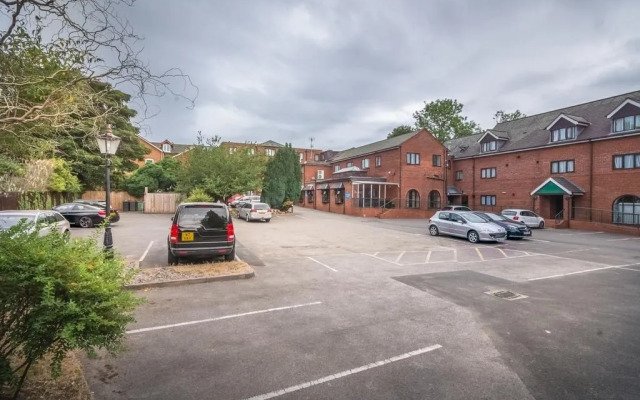 Garner Hotel Birmingham South East by IHG