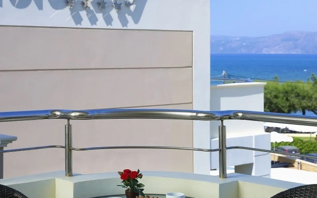 Molos Bay Hotel
